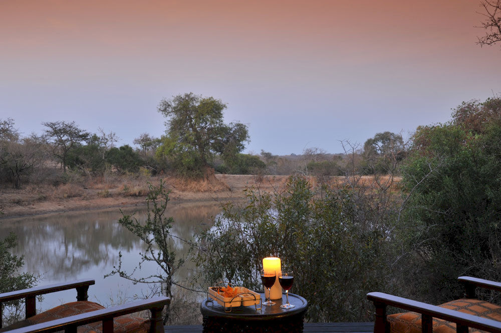 Waterbuck Game Lodge Thornybush Wildreservaat Buitenkant foto